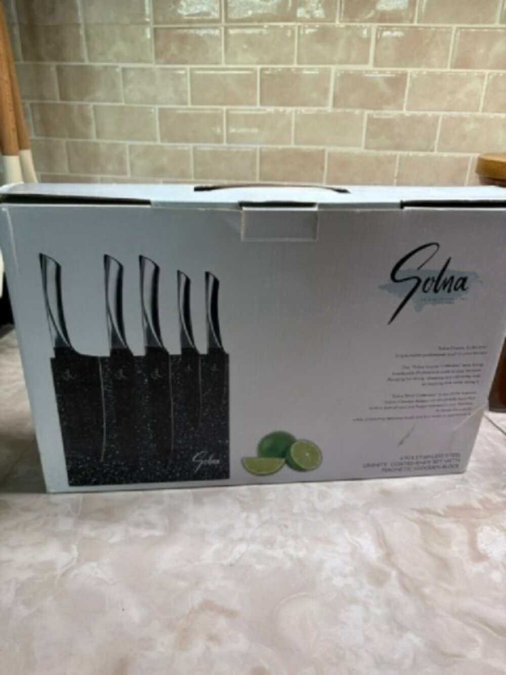Solna 5 pcs StainlessSteel knife set with Granite Magnetic Wooden Block